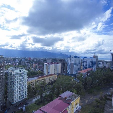 Aparthotel Tangerine Batumi Exteriör bild