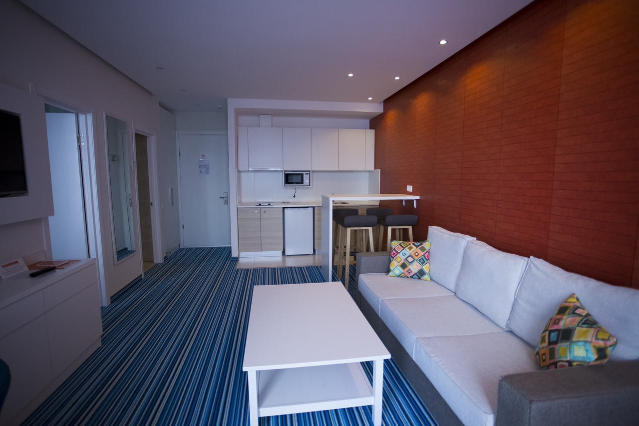 Aparthotel Tangerine Batumi Exteriör bild