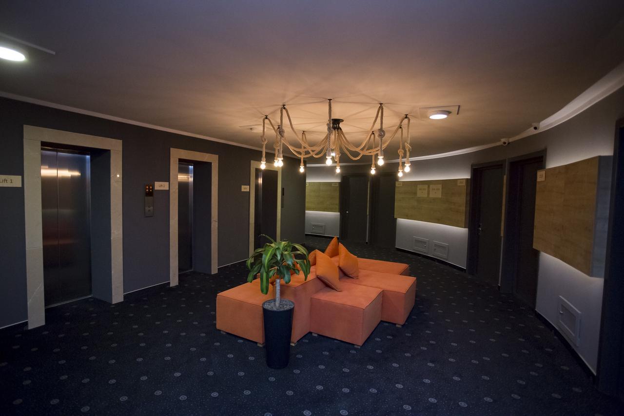 Aparthotel Tangerine Batumi Exteriör bild