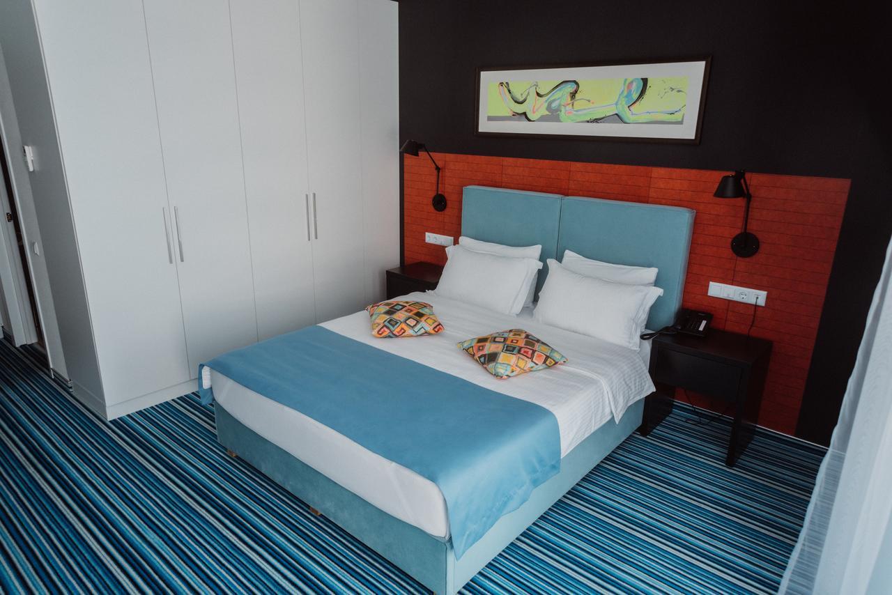 Aparthotel Tangerine Batumi Exteriör bild
