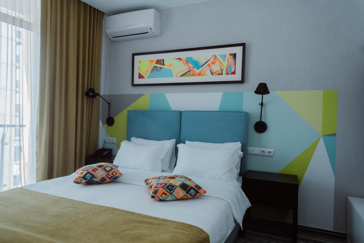 Aparthotel Tangerine Batumi Exteriör bild
