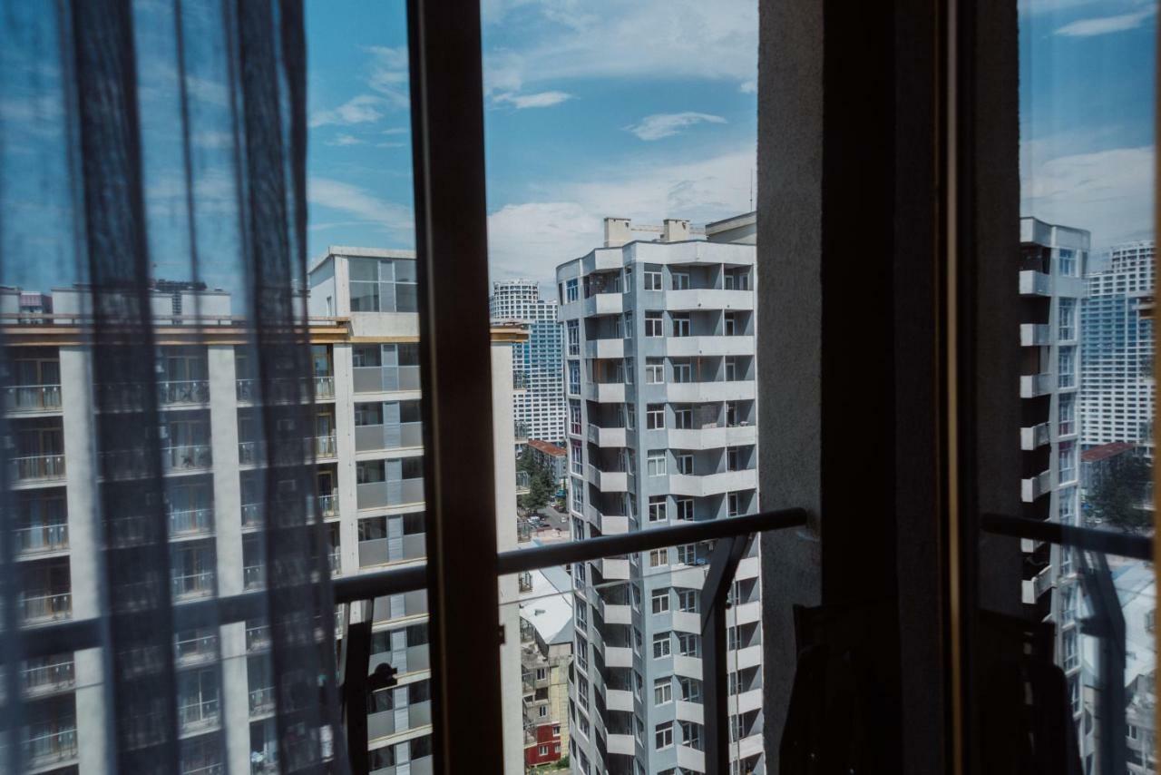 Aparthotel Tangerine Batumi Exteriör bild