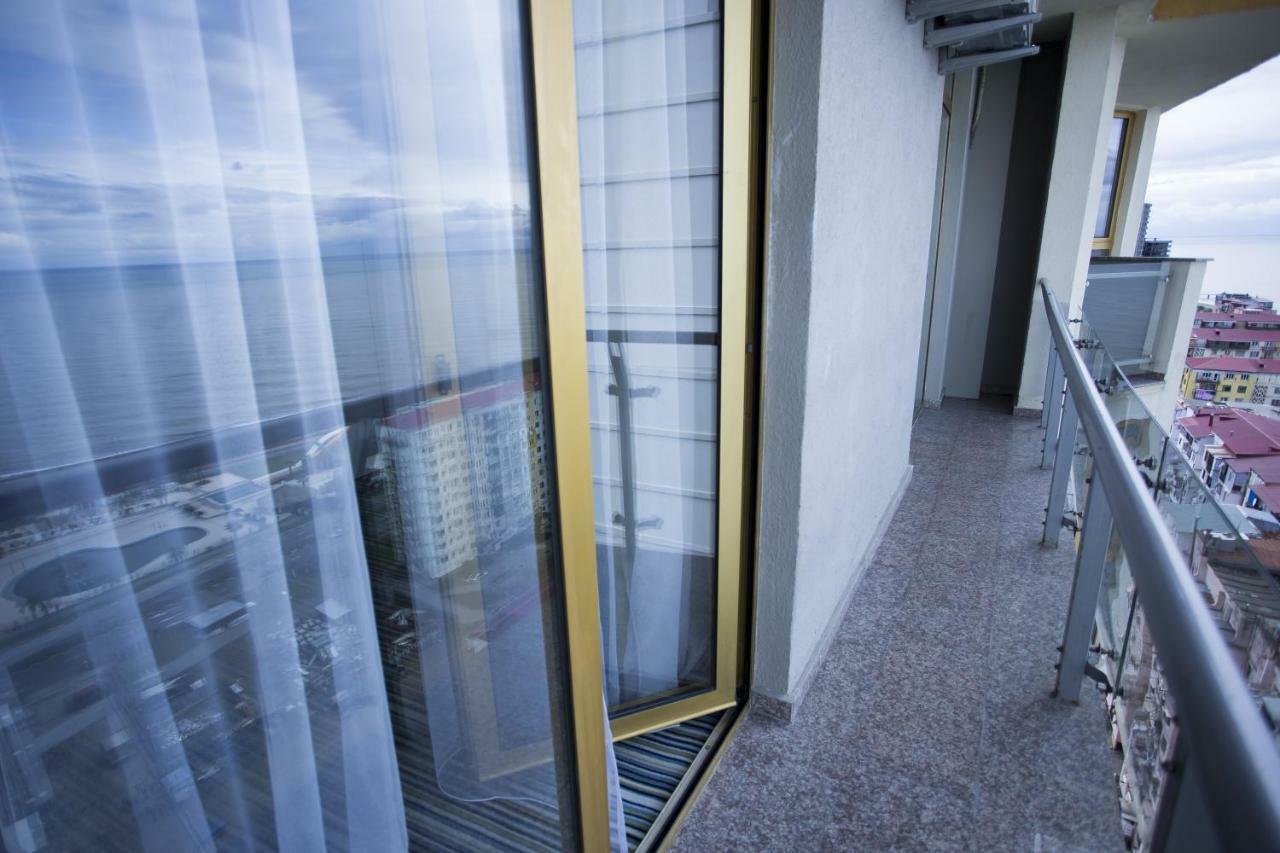 Aparthotel Tangerine Batumi Exteriör bild